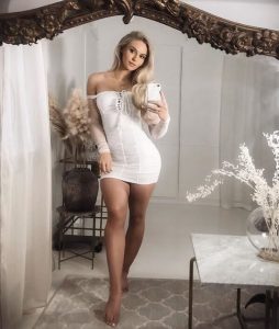 Tiktoktan Ünlü Olmaya çalışırken Osmangazi Escort Bayan üyesi olan Yağmur