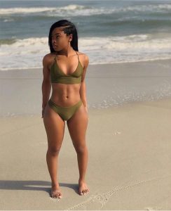 Arabada Veren Büyükorhan Escort Bayan Ayşe